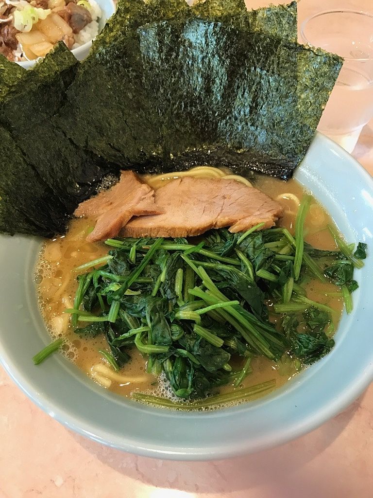 黄金家のラーメン並