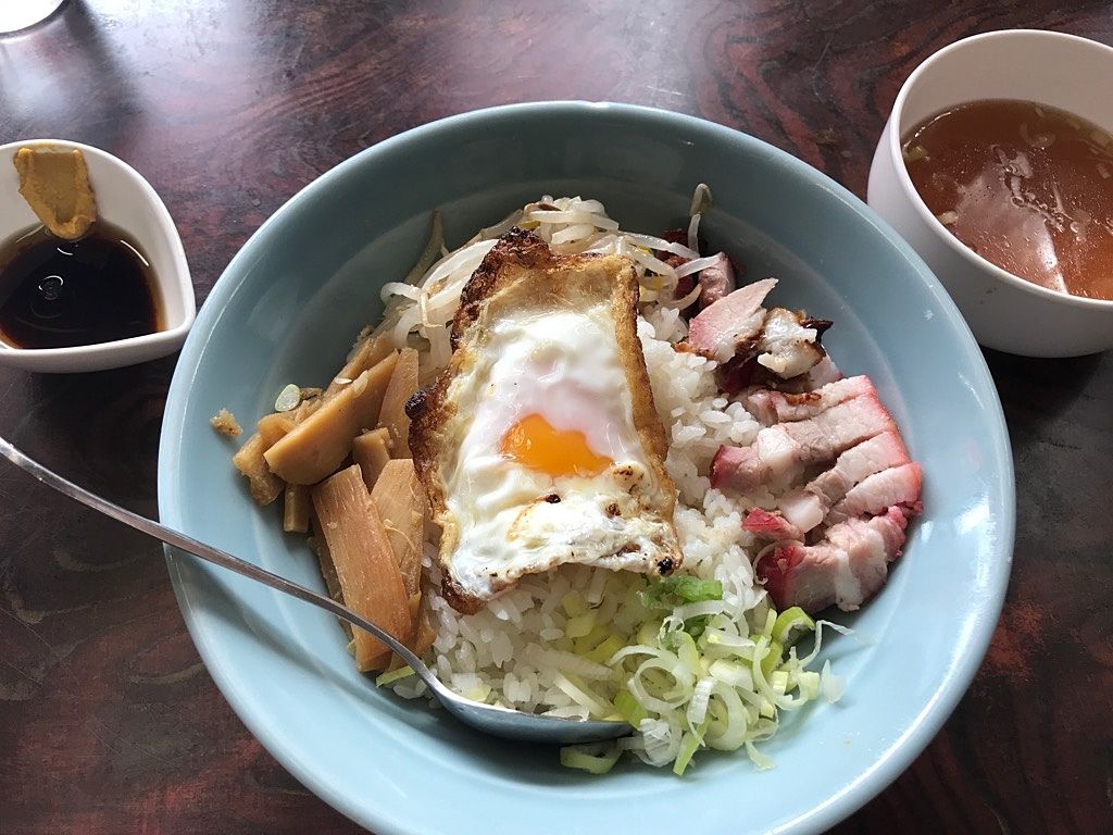 酔来軒の酔来丼