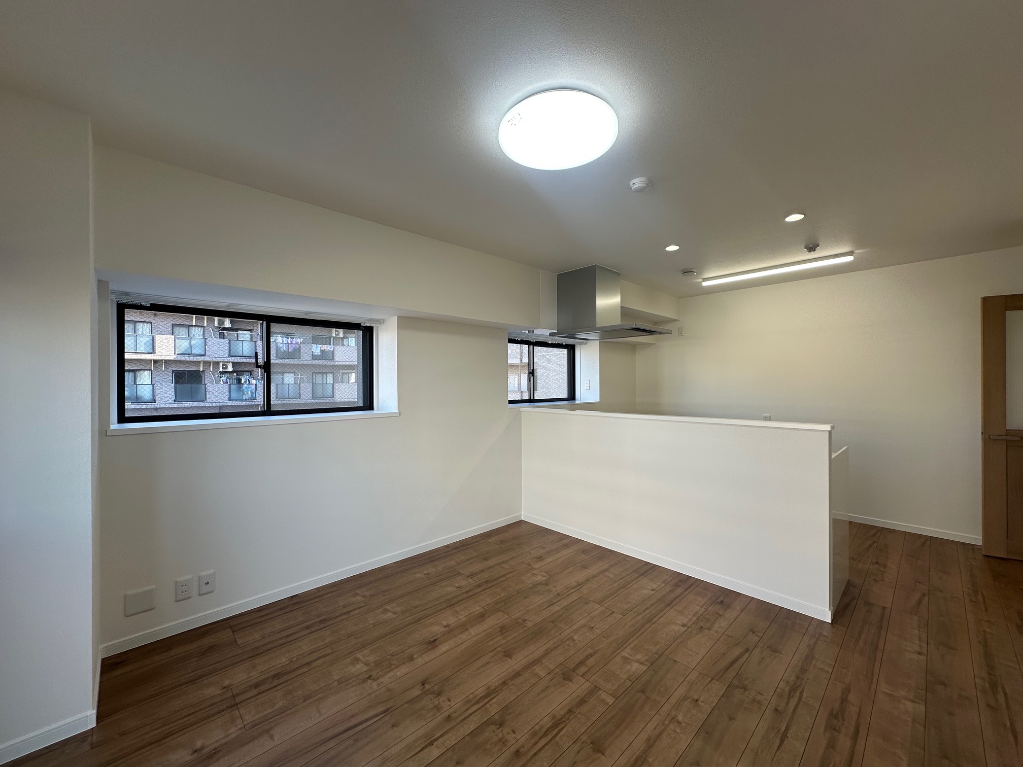 家族との会話が弾む対面キッチン