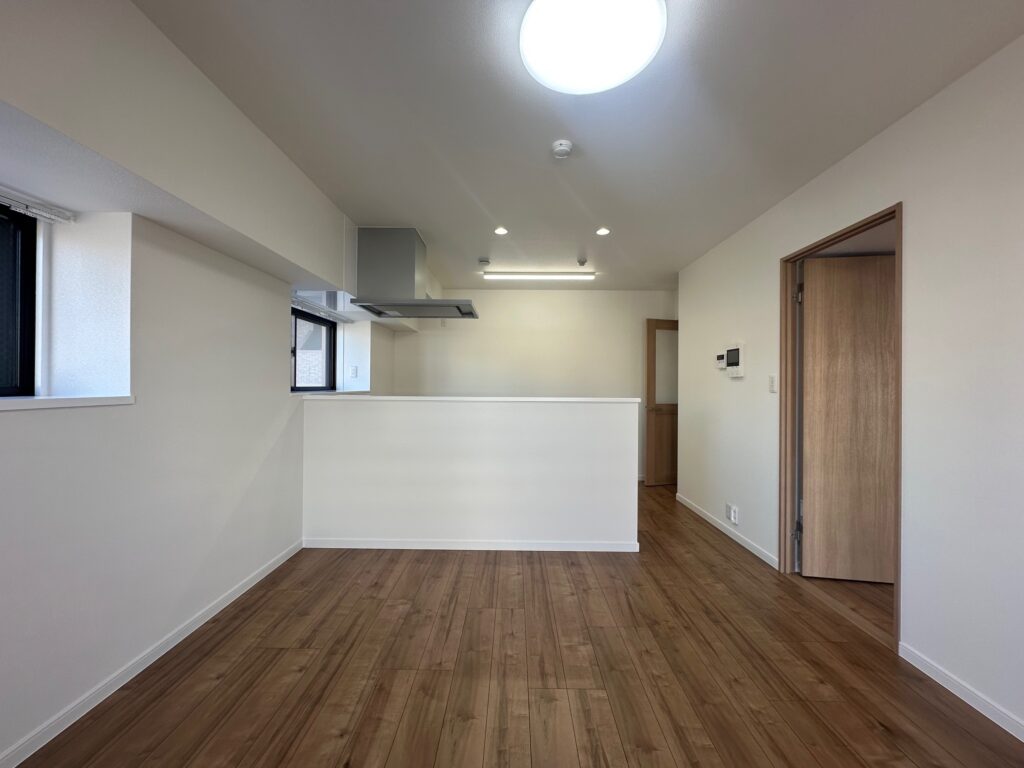 約12.4帖の明るいナチュラル空間