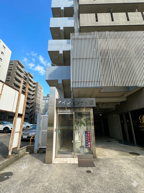 リアルスクエア株式会社外観